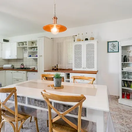 - 20 M From The Sea With Spacious Terrace Villa