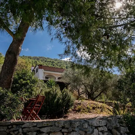 וילה - 20 M From The Sea With Spacious Terrace *